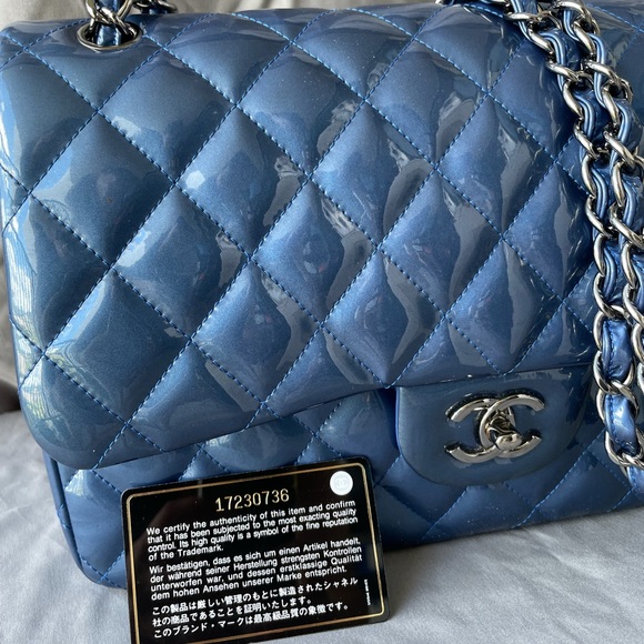 ***~~~SOLD~~~*** Chanel Classic Double Flap Patent Leather - Picture 2 of 11